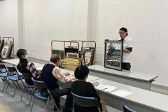 4作品チェック風景